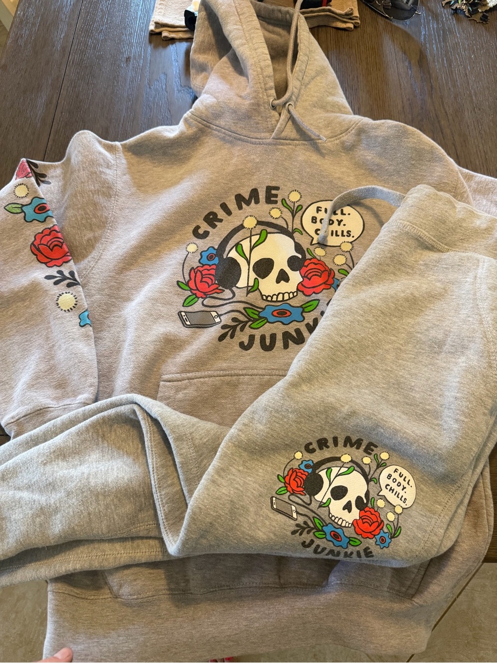 Crime Junkie Skull & Floral Hoodie - Light Heather Gray joggers and hoodie Sz M